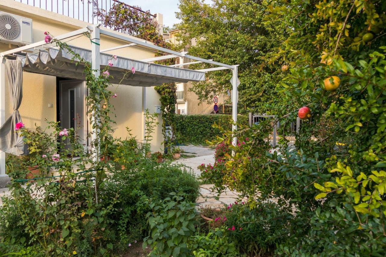 Apartment Jurasin Kaštela Eksteriør bilde